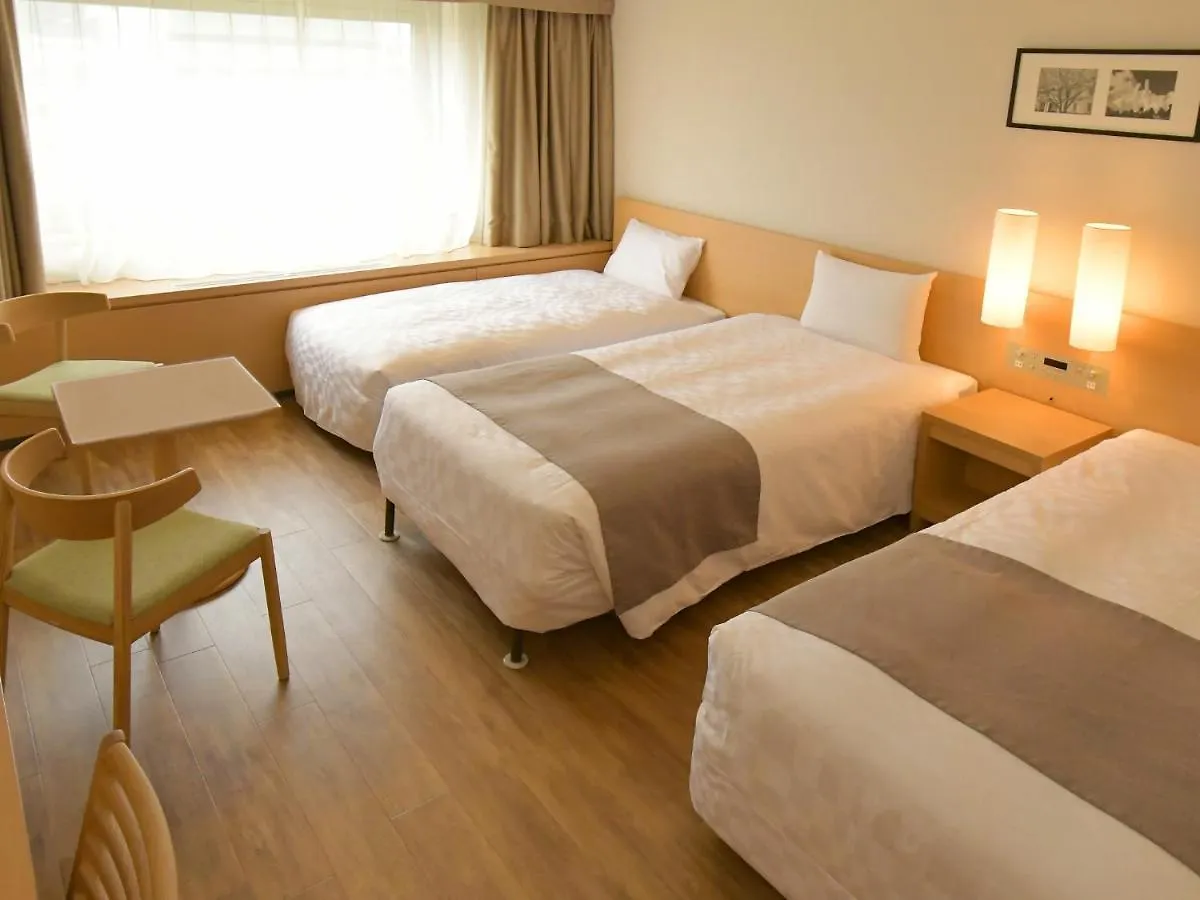 Sapporo View Hotel Odori Park 5*,
